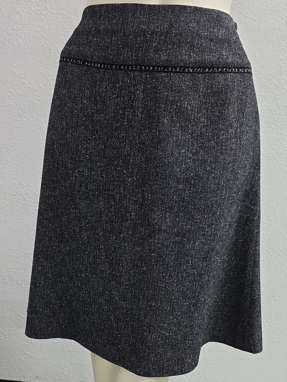 First Issue Liz Claiborne Stretch A-line Skirt Black & White Marled Size 14